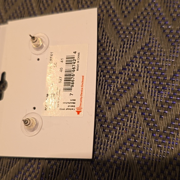 LC LAUREN CONRAD BRAND WOMEN'S HOLIDAY POST PIERCED EARRINGS BUNDLE OF 3 PAIR - Picture 11 of 12